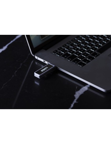 Memoria USB Daclon 16Gb