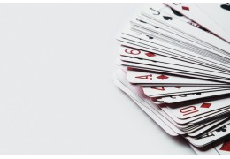 Barajas personalizadas con logo: cómo funciona la tampografía y cuándo merece la pena