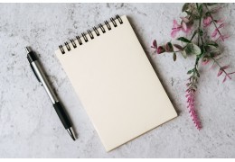 Bloc de notas de corcho personalizado para reuniones: el detalle que se queda en el escritorio